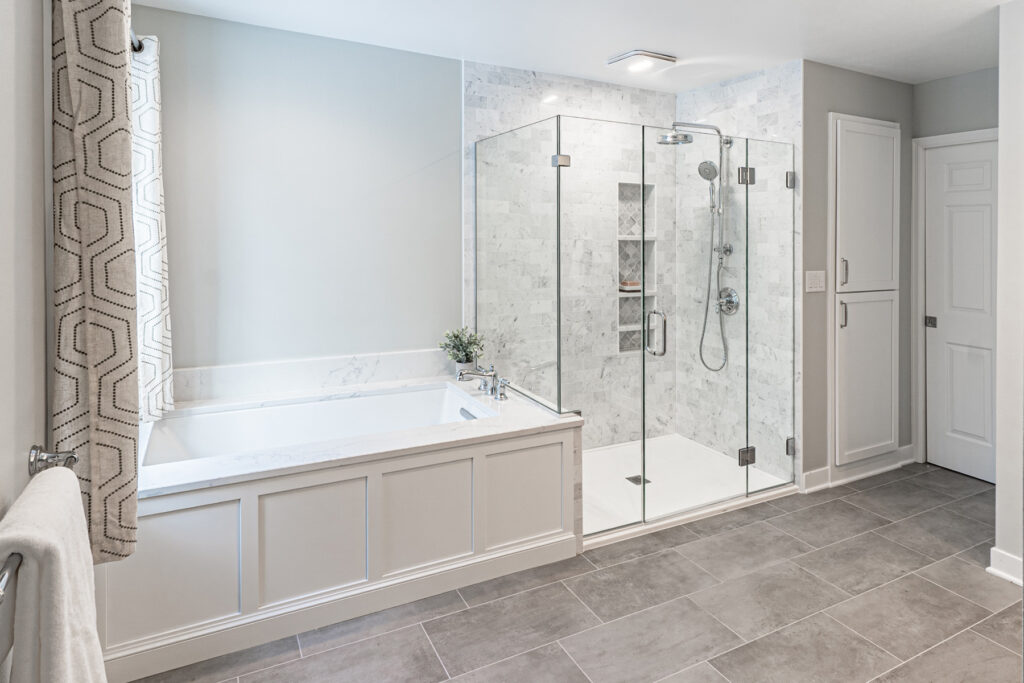 Settle on a Shower, Boast a Bathtub, or Build Both?